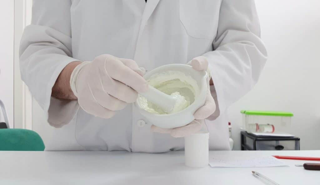 compound sterlization, pharmacy technician standards