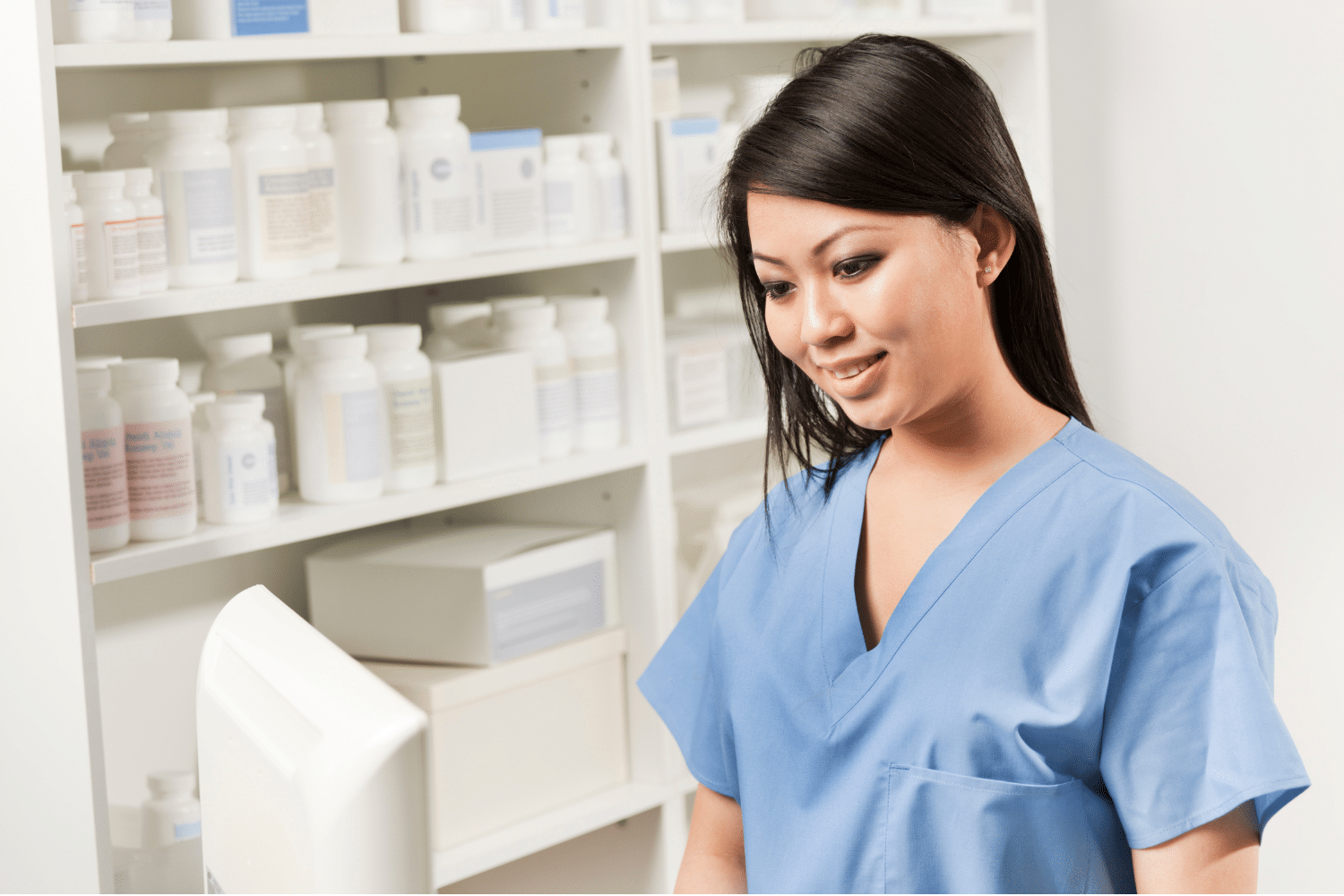 PTCB vs. NHA: How to Choose the Right Pharmacy Technician Certification
